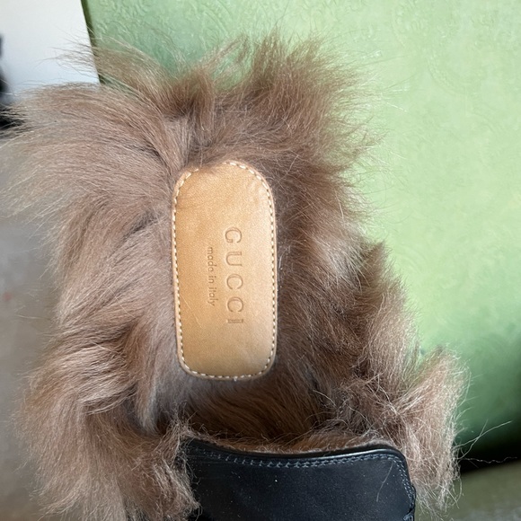 GUCCI Princeton Fur Mules - Picture 4 of 15